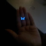 Charger l'image dans la galerie, Papillon lumineux dans la paume