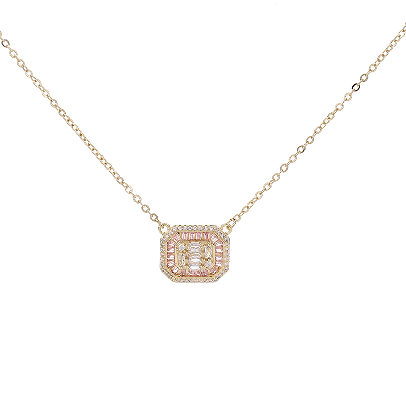 Collier Éclat Royal – L'Art de la Sophistication