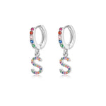 Charger l&#39;image dans la galerie, Boucles &quot;Initiale Rainbow-Hoops&quot; ~ Argent Sterling
