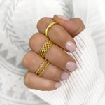 Charger l&#39;image dans la galerie, Bague &quot;Hollow&quot; ~ Argent Sterling
